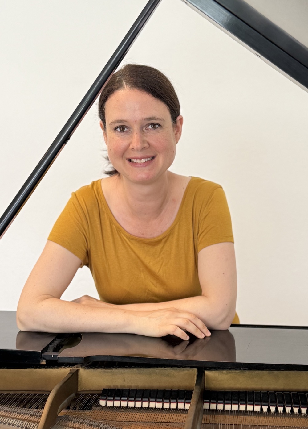 Piano lessons with Batia Murvitz